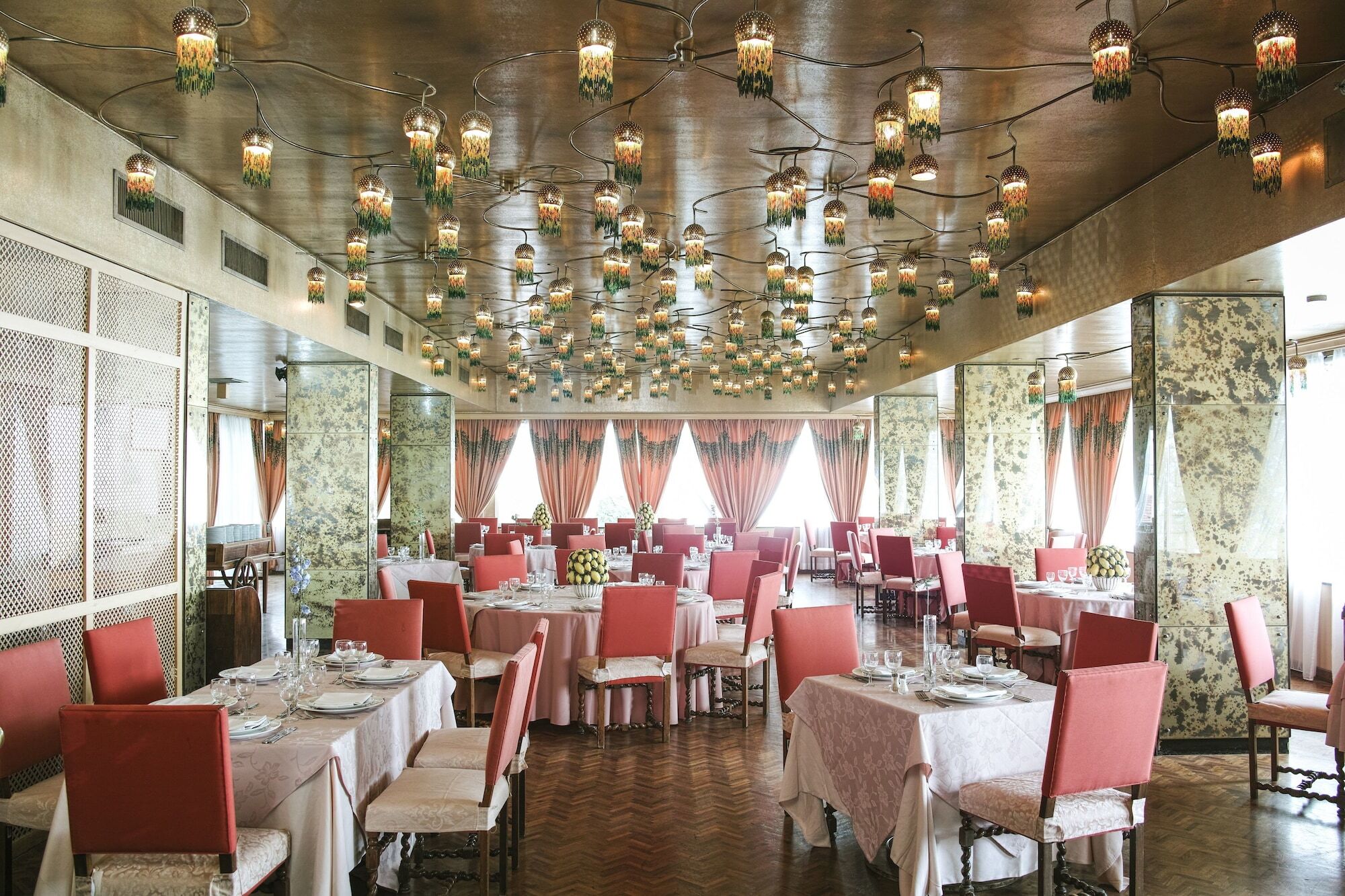 Hotel Al Bustan Beit Mery Exterior foto